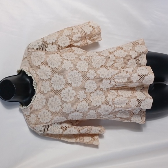 Hazel Cream Crewneck Short Sleeve Lacy Peplum Blouse - S - Picture 1 of 9